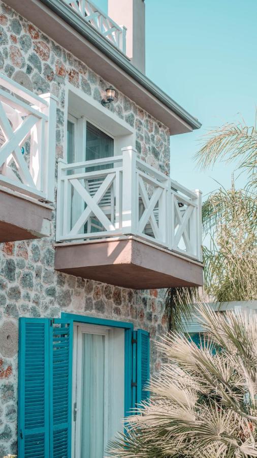 Orino Suites Cedit Exterior photo