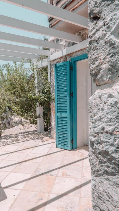 Orino Suites Cedit Exterior photo
