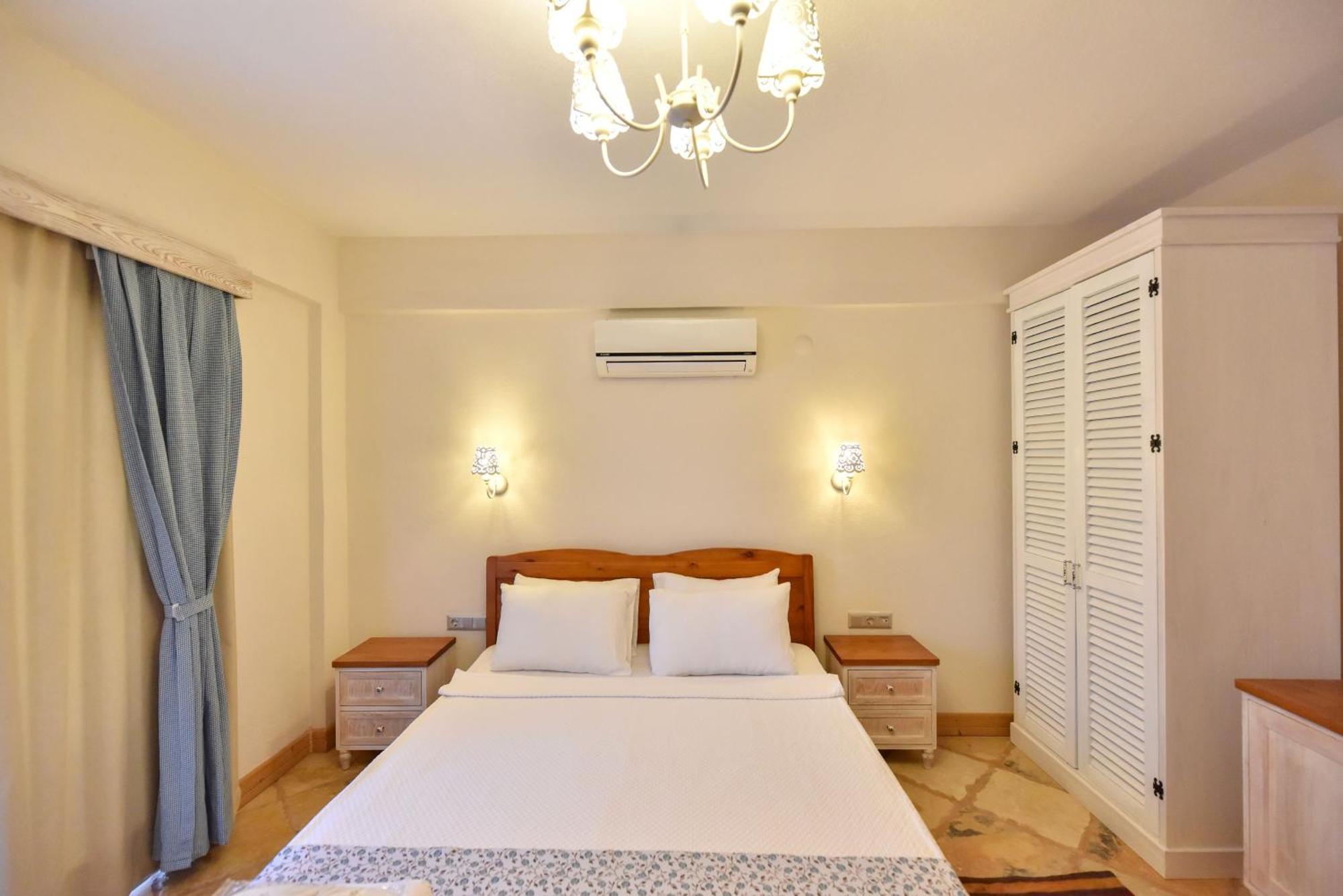 Orino Suites Cedit Room photo